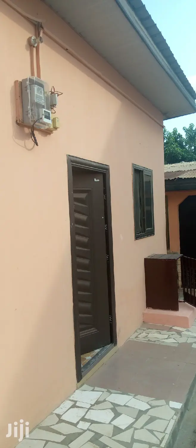 in Ga East Municipal for rent
