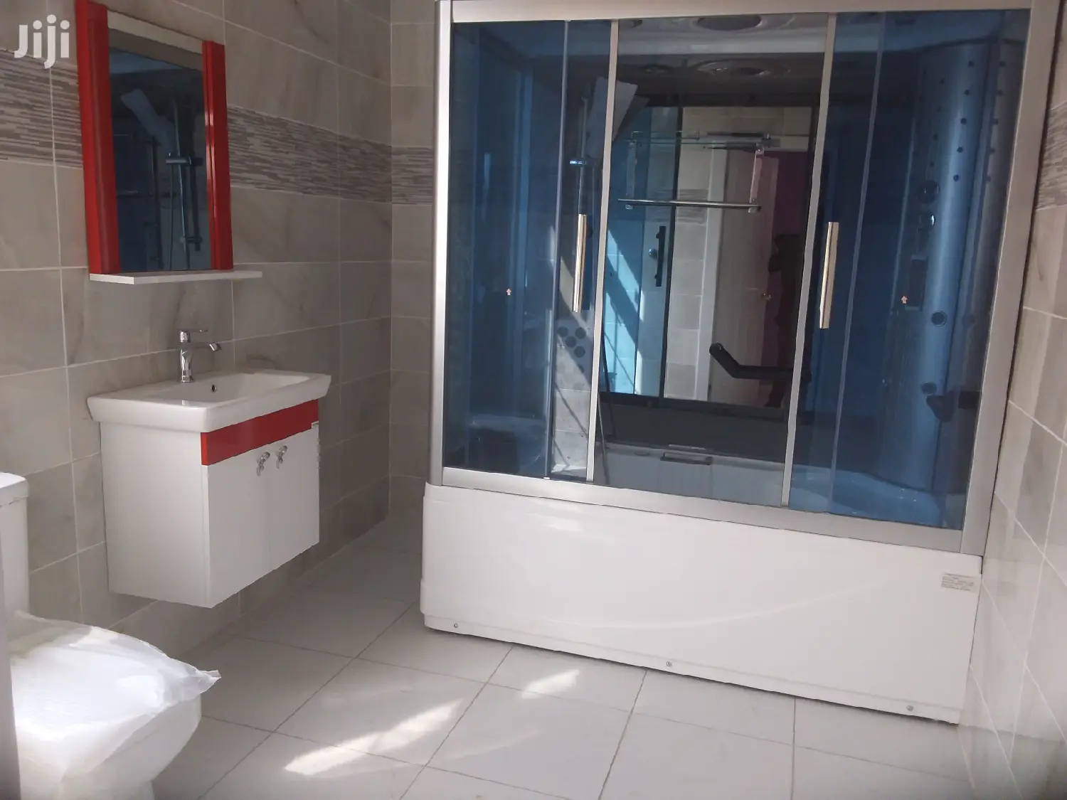4bdrm House in Bronko Housing, Accra Metropolitan for rent