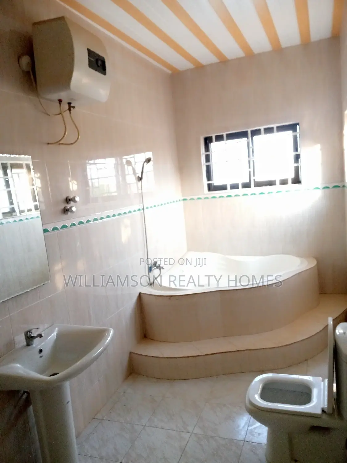 5bdrm House in Hfc Estate, Spintex for rent