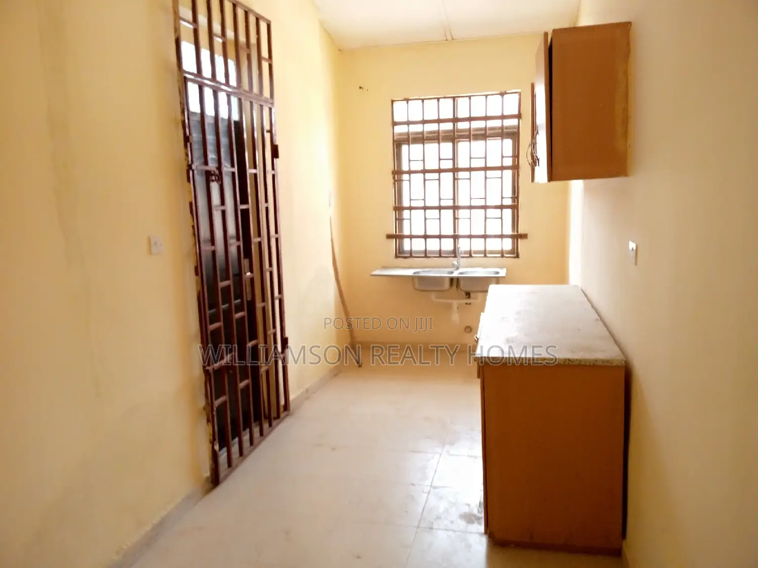 2bdrm Apartment in Spintex for rent