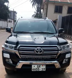 Toyota Landcruisers V8 for Rent in Ghana.Car Rental Services