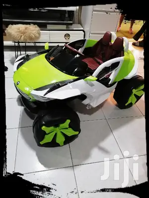 Kid's Playing Car