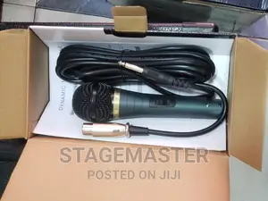 YAMAHA DM -105 Cord Microphone