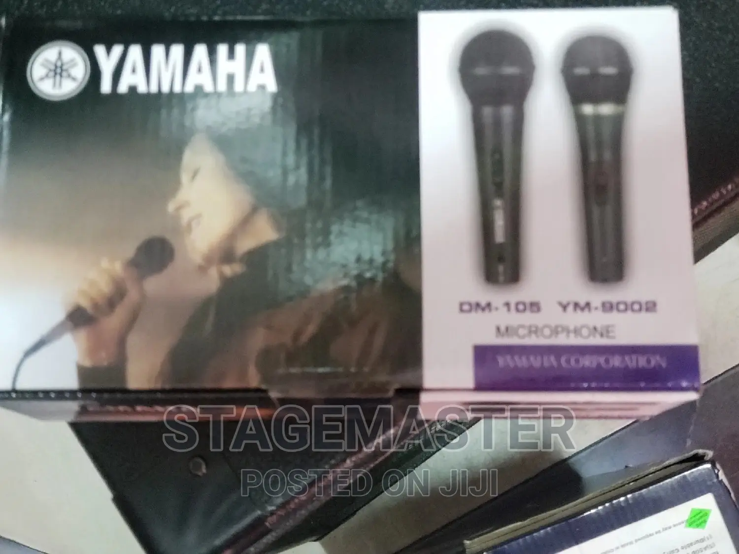 YAMAHA DM -105 Cord Microphone