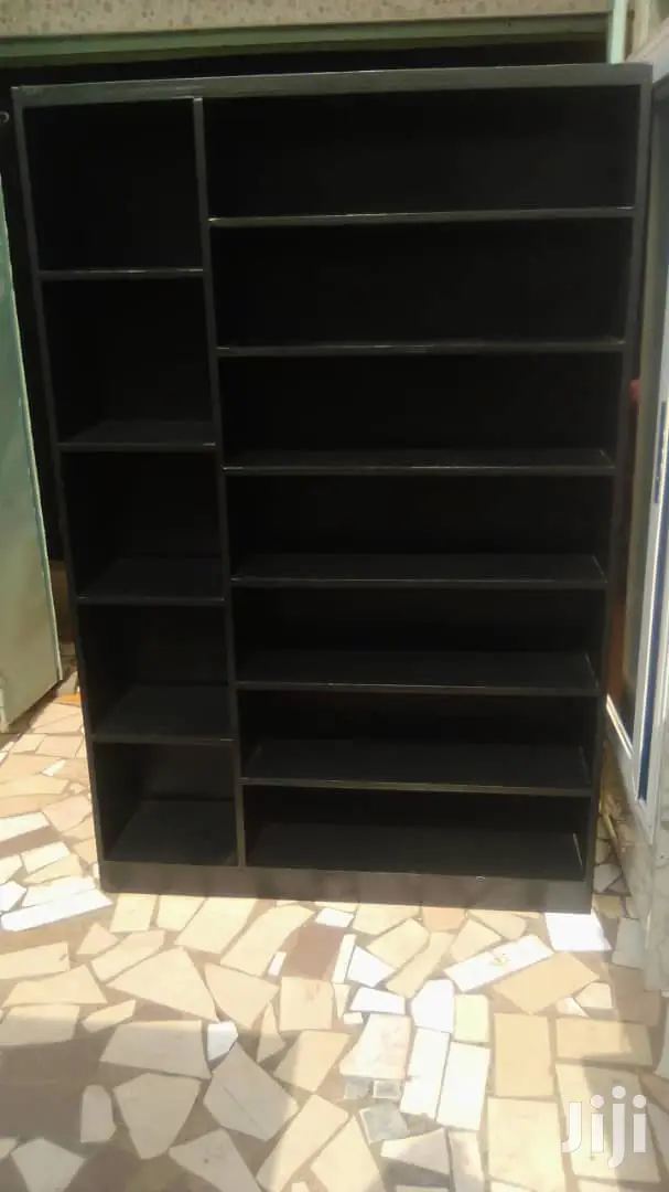 Quality Shoe And Bag Rack. Black