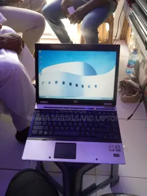 Laptop HP EliteBook 2760P 4GB Intel Core 2 Duo HDD 160GB