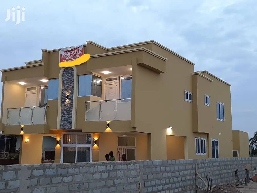 4bdrm House in Bronko Housing, Tema Metropolitan for Sale