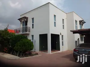 4bdrm Townhouse / Terrace in Bronko Housing, La Wireless for rent