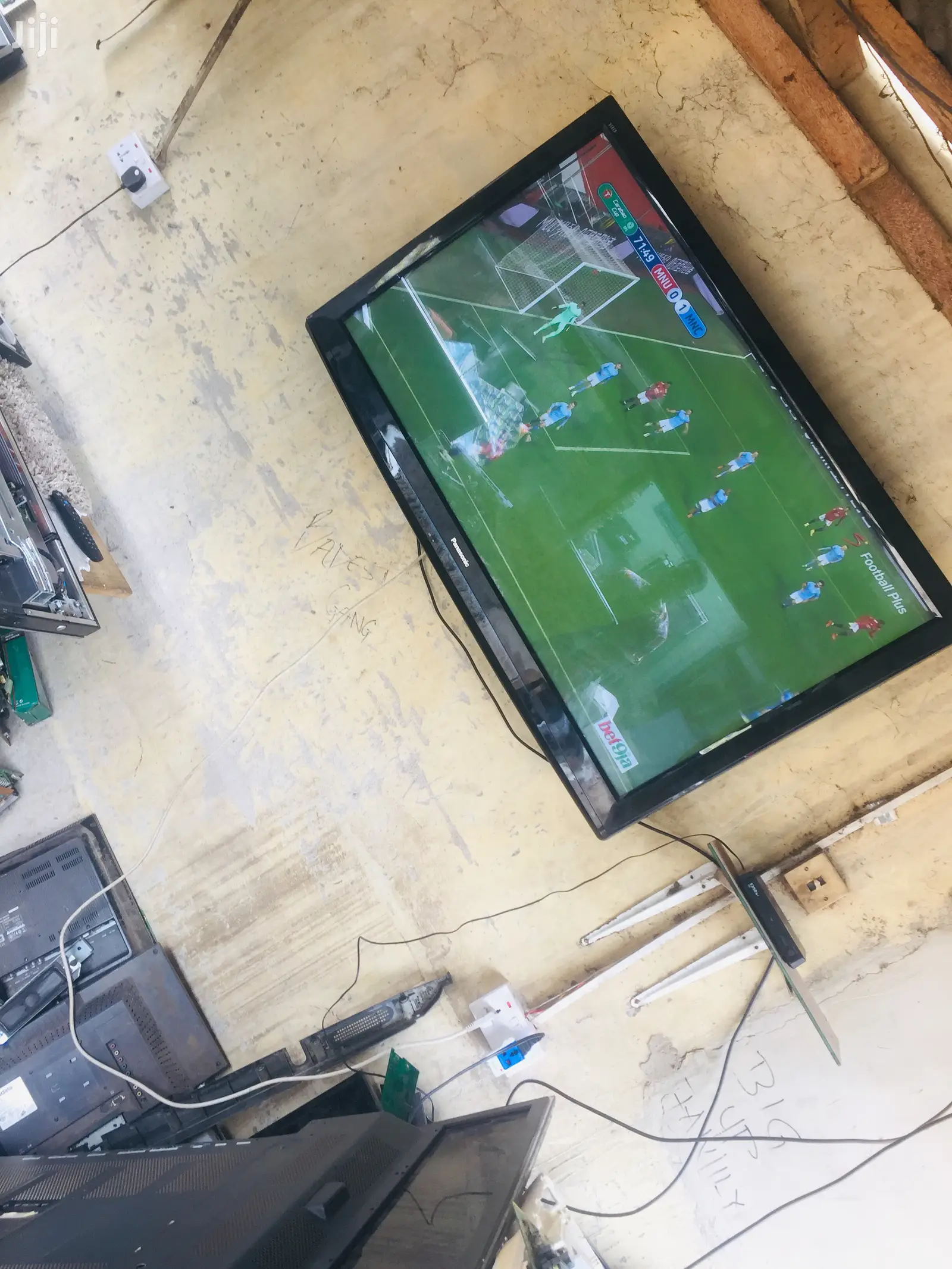 Abu Sony Electronic Engineering: TV Repair? No Problem!.