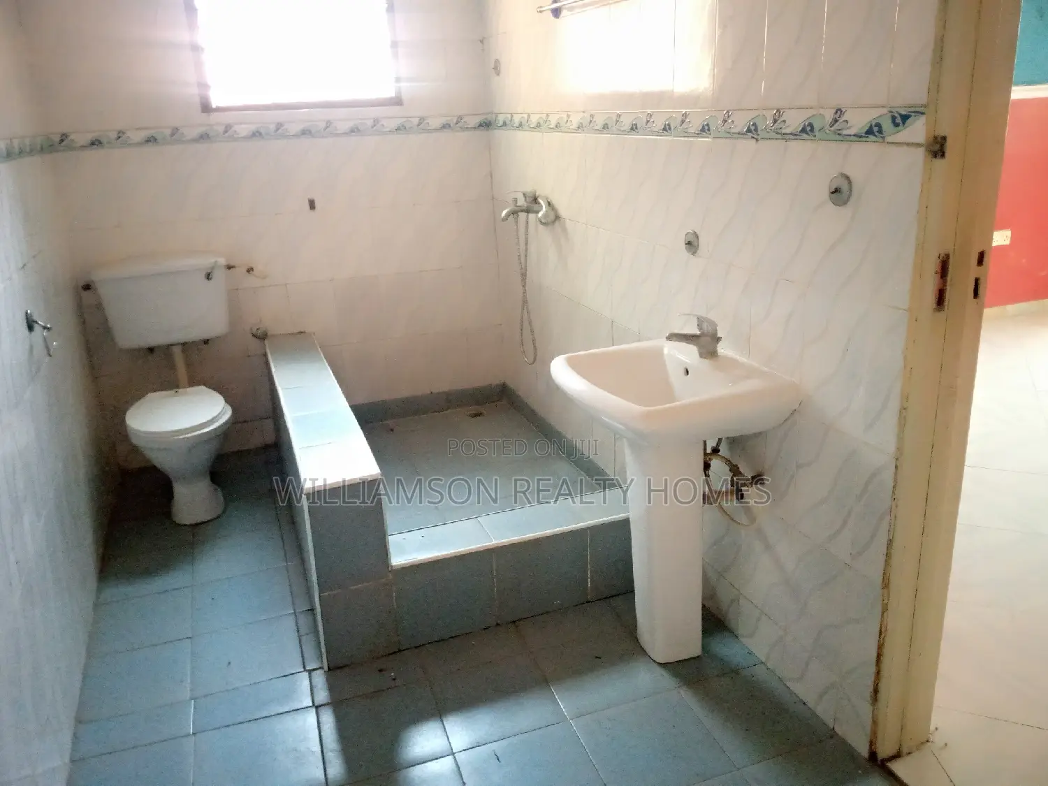 2bdrm Apartment in Hfc Estate, Spintex for rent