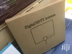 Quality Indoor Digital TV Antenna - HD Signal - Black