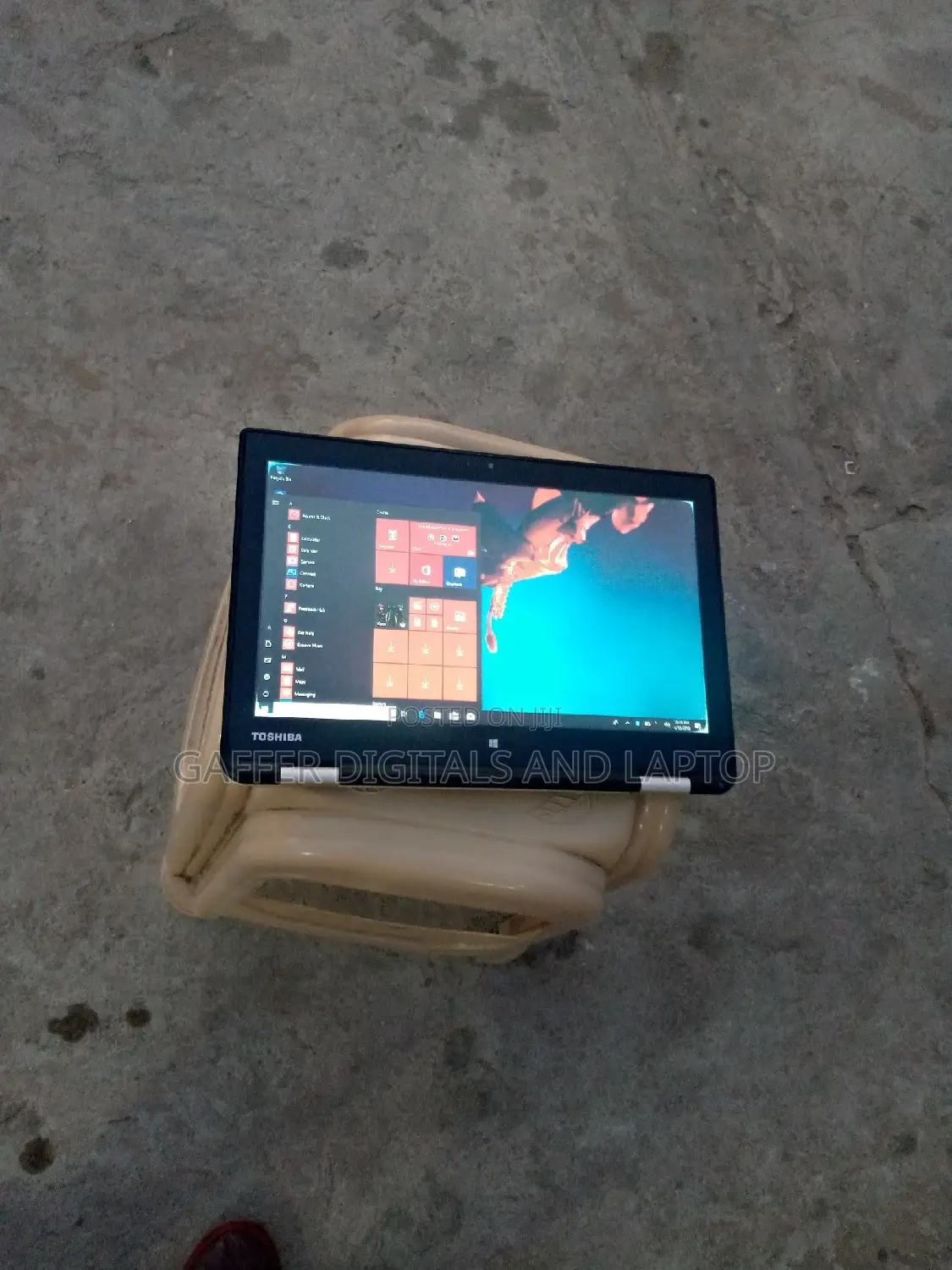 Laptop Toshiba X30 4GB Intel Celeron HDD 320GB
