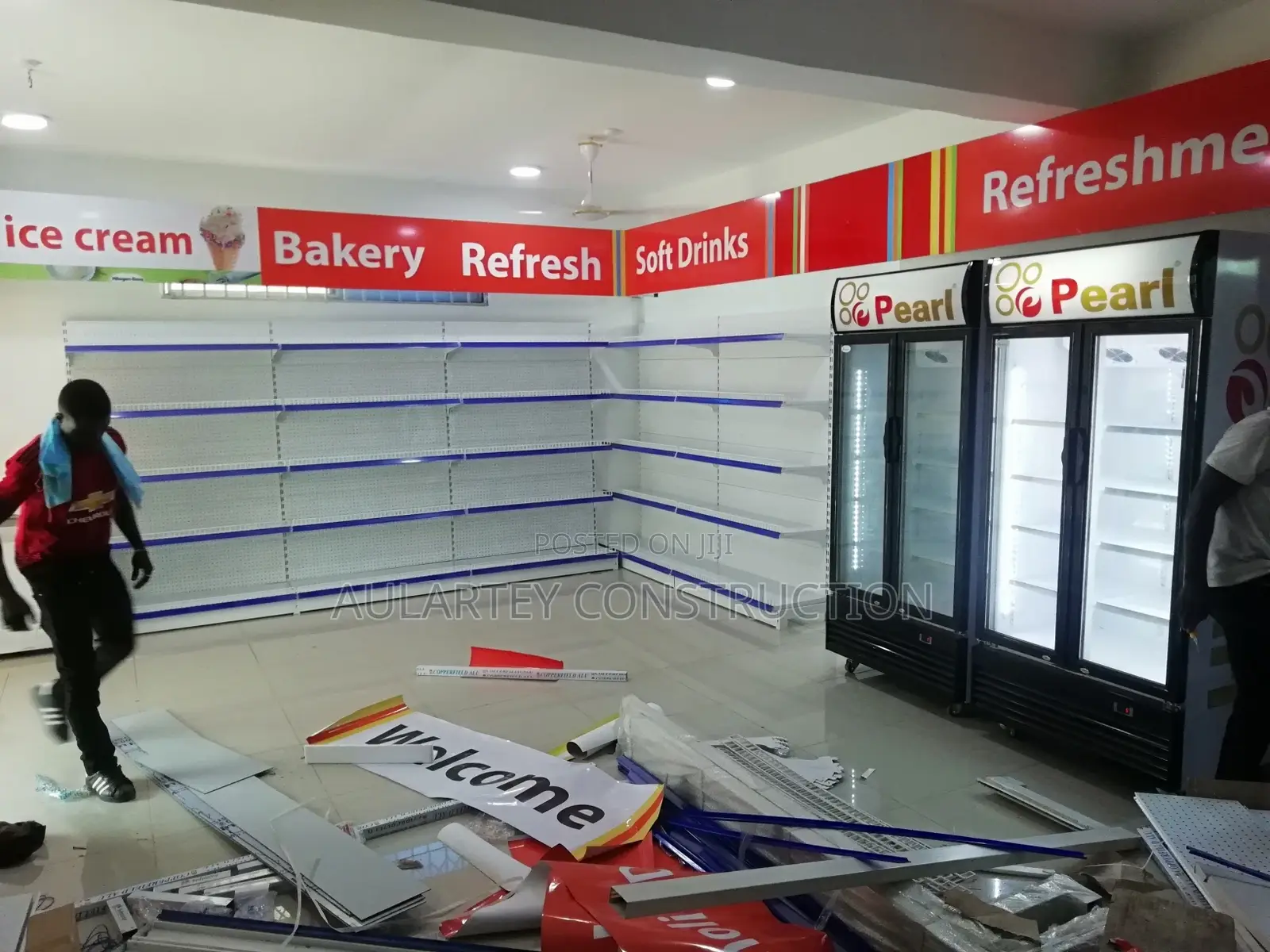 Shelves and Pharmaceutical Shelves