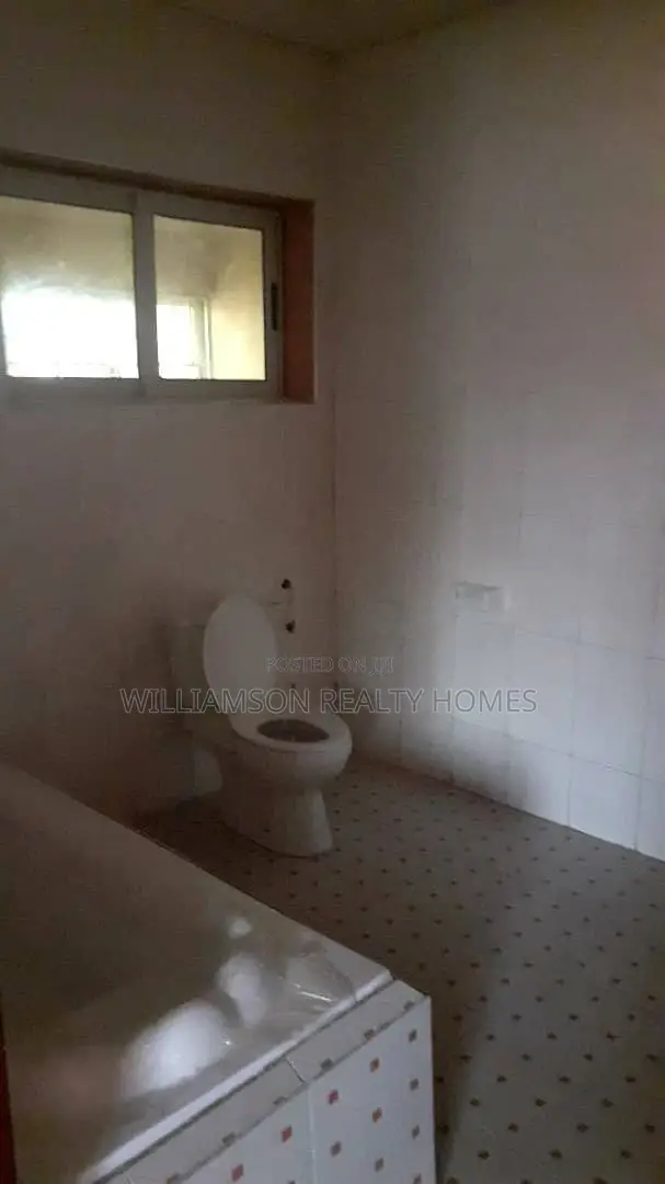 4bdrm House in Community 20, Spintex for rent