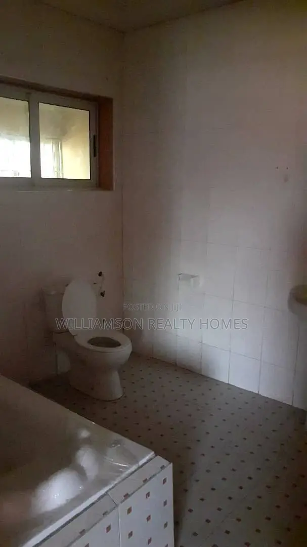 4bdrm House in Community 20, Spintex for rent