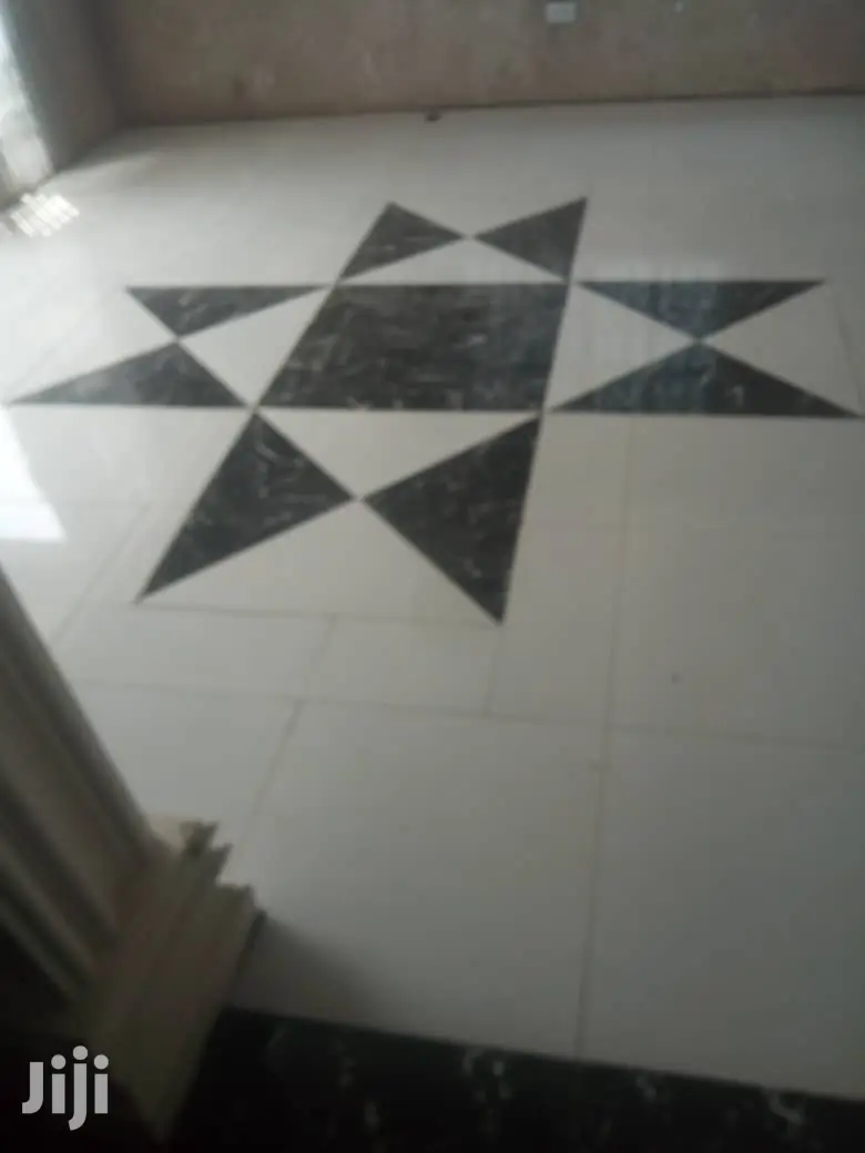 Tiler Tiller