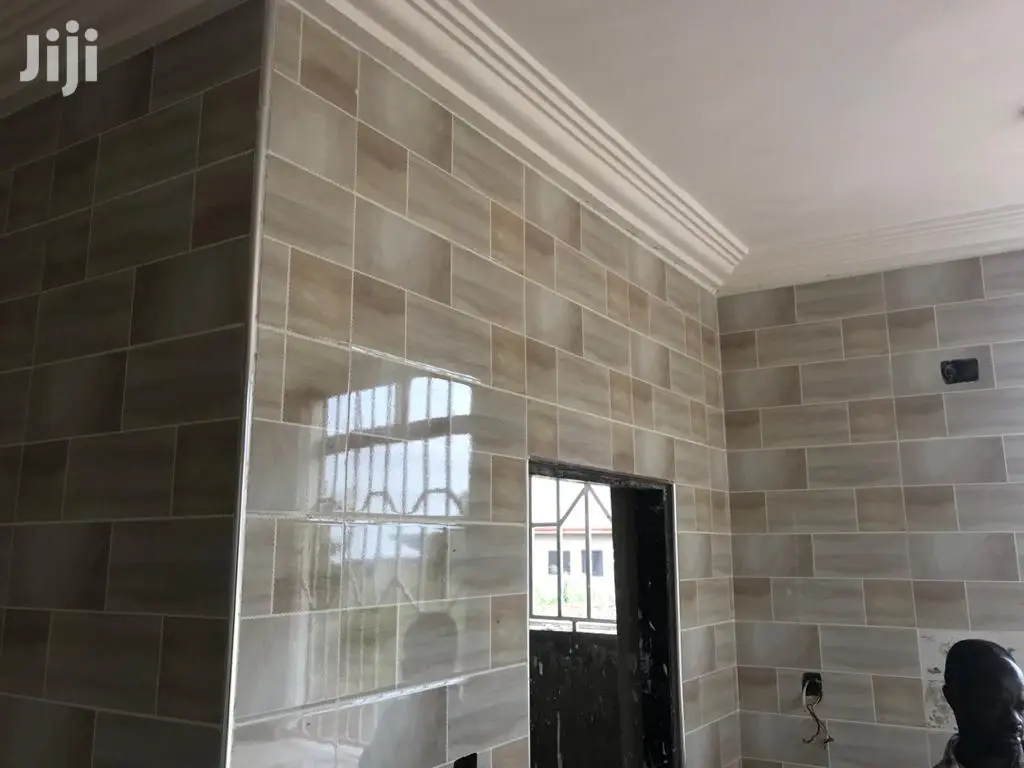 Tiler Tiller