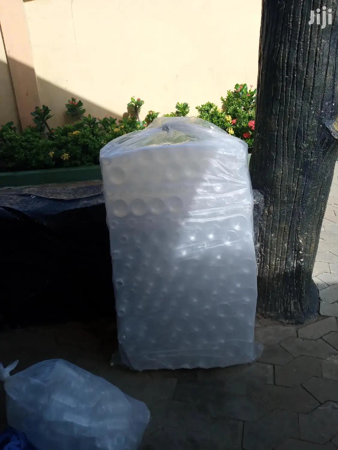 Cosmetic Containers And Bottles