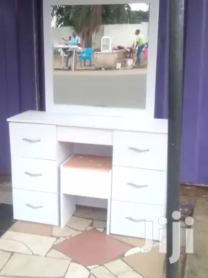 Big Dressing Mirror . Free Delivery