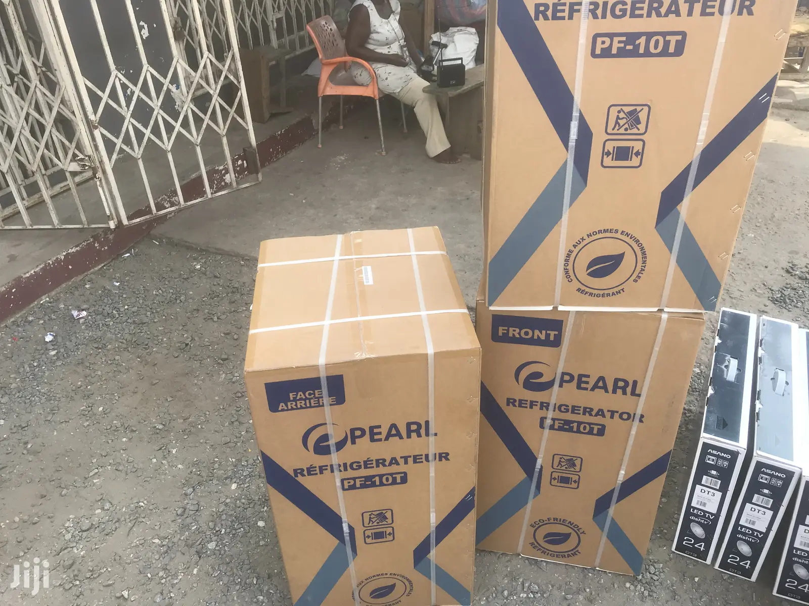 80litres Black Pearl Table Top Double Door Refrigerator