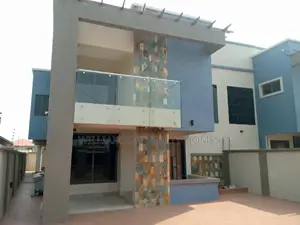 5bdrm House in Hfc Estate Area, for sale