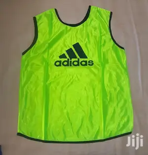 Set of Bibs