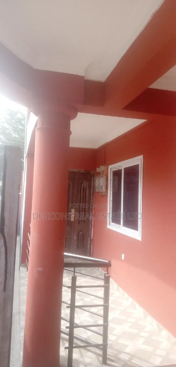 2bdrm House in De-Icons Real Estate, Awutu Senya East Municipal