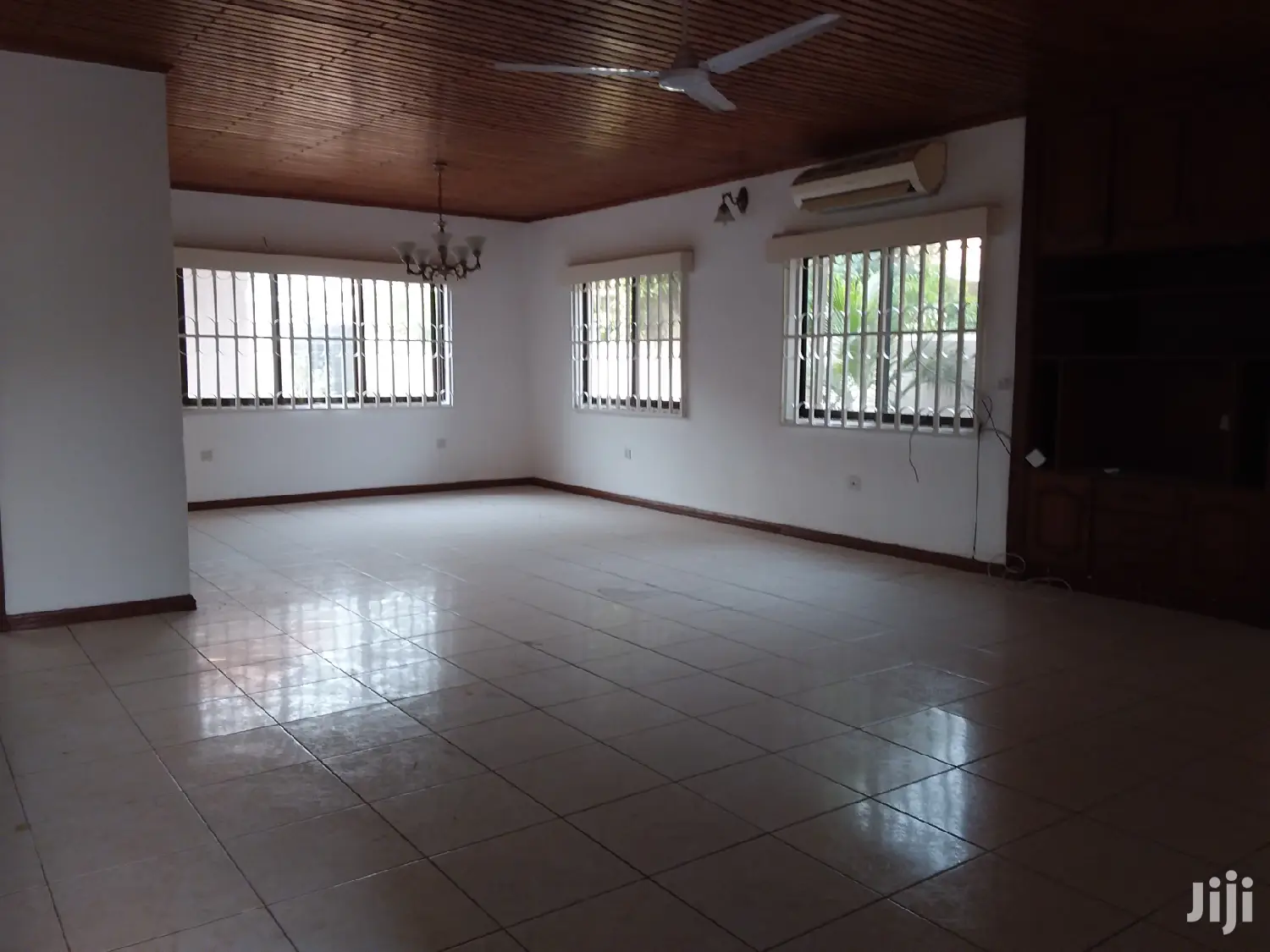 4bdrm House in Bronko Housing , Accra Metropolitan for rent