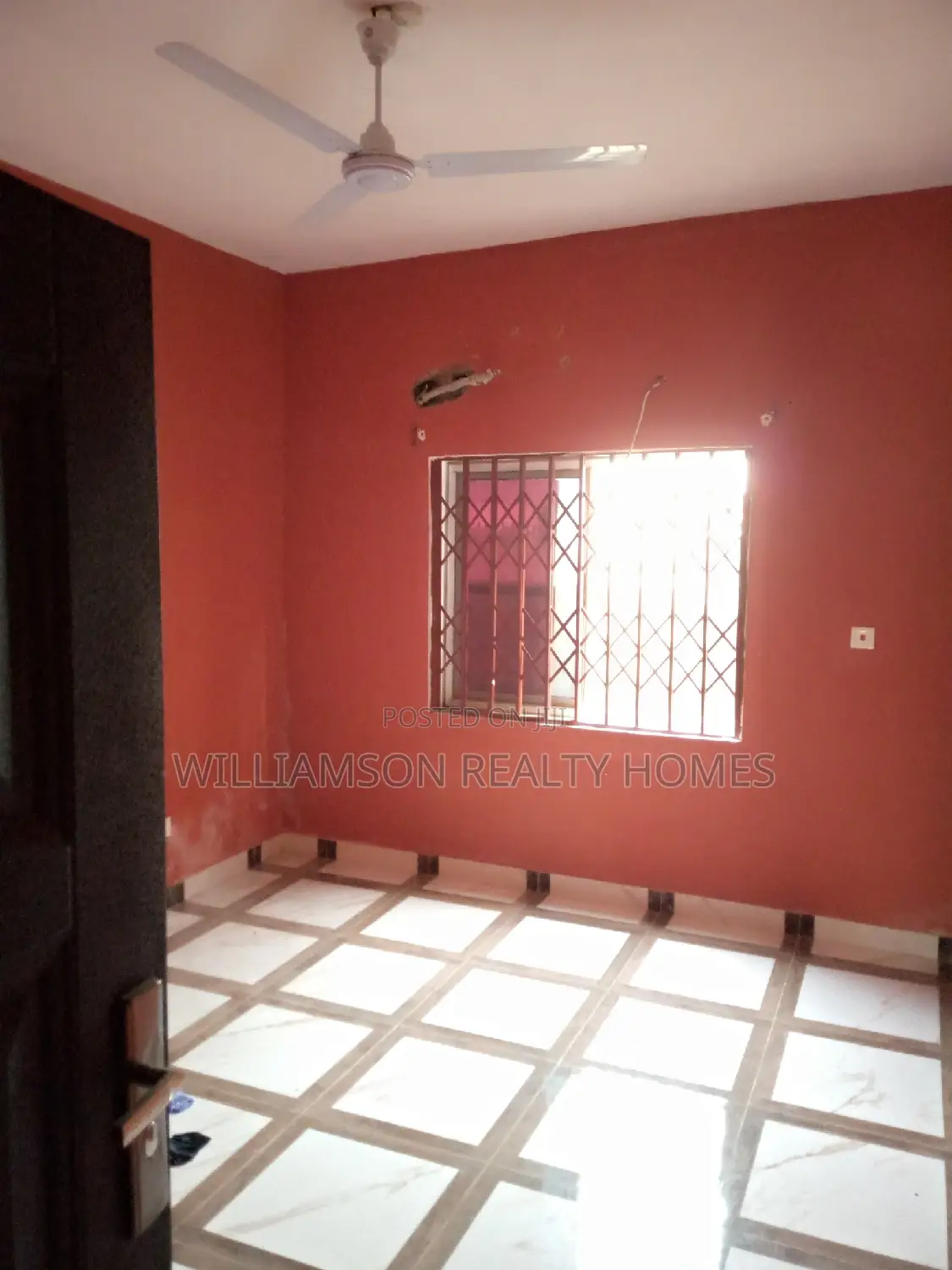 1bdrm Apartment in Community 18, Spintex for rent