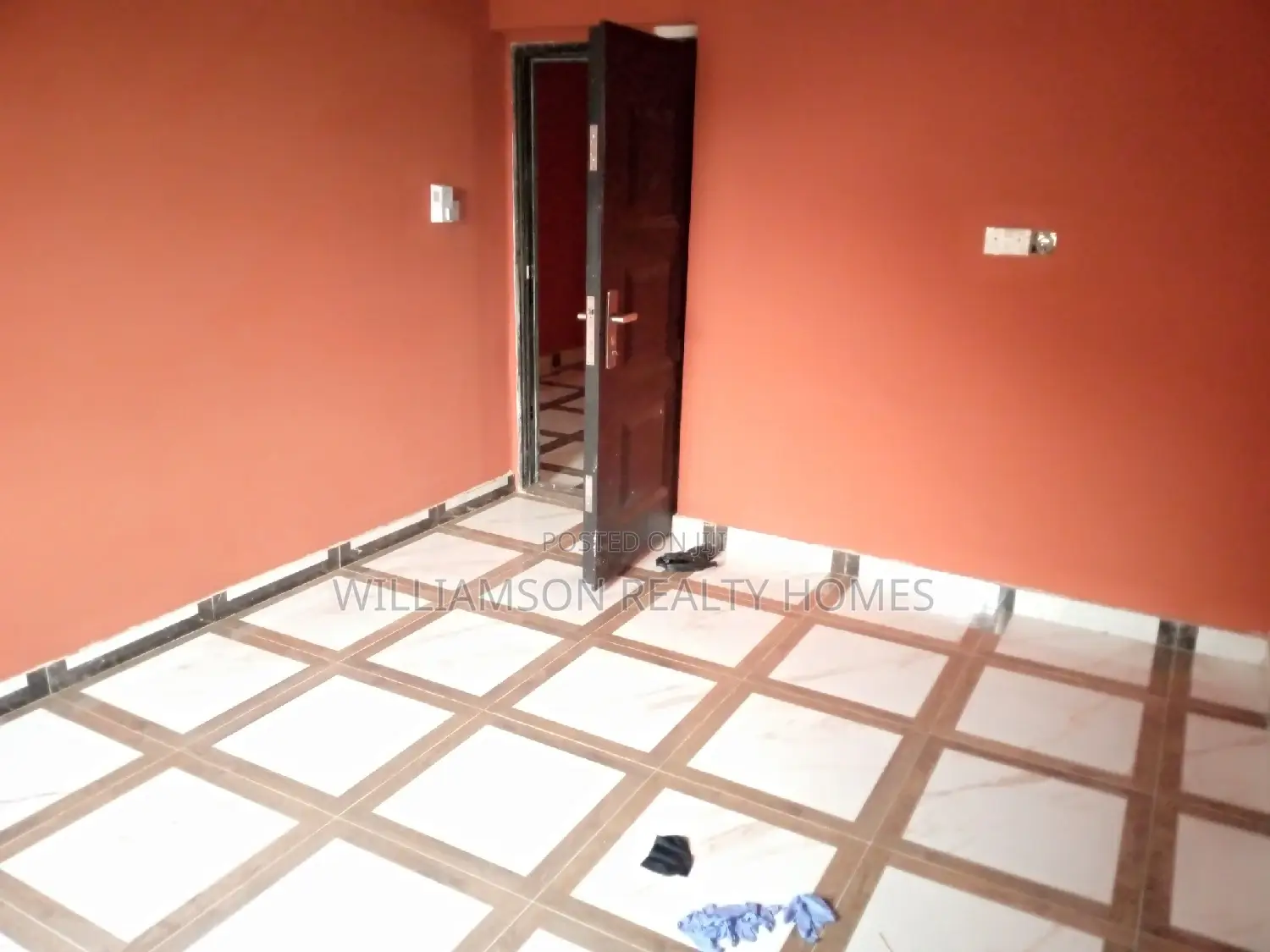 1bdrm Apartment in Community 18, Spintex for rent