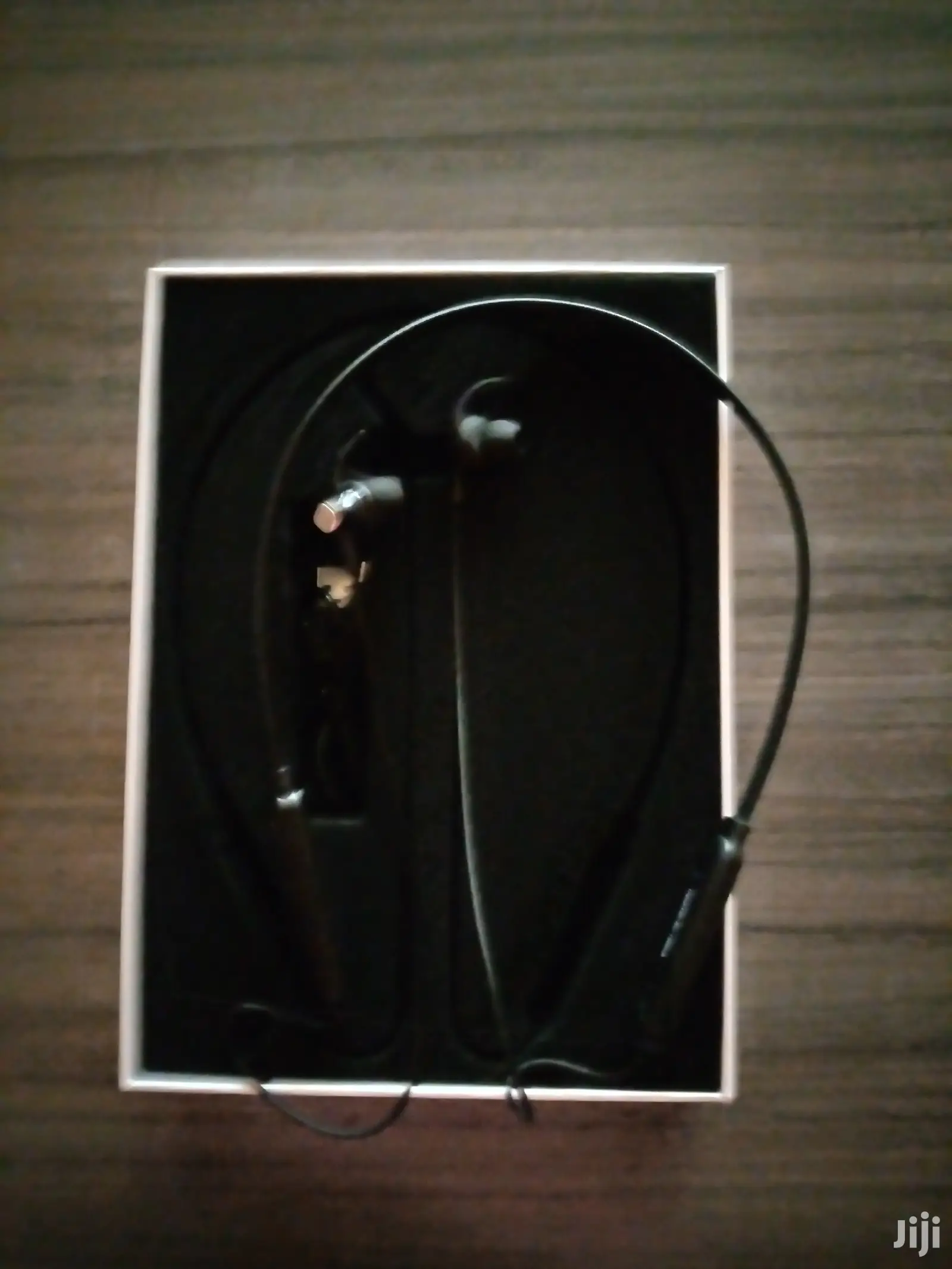 Turf Uptempo Bluetooth Wireless Headphone With Mic