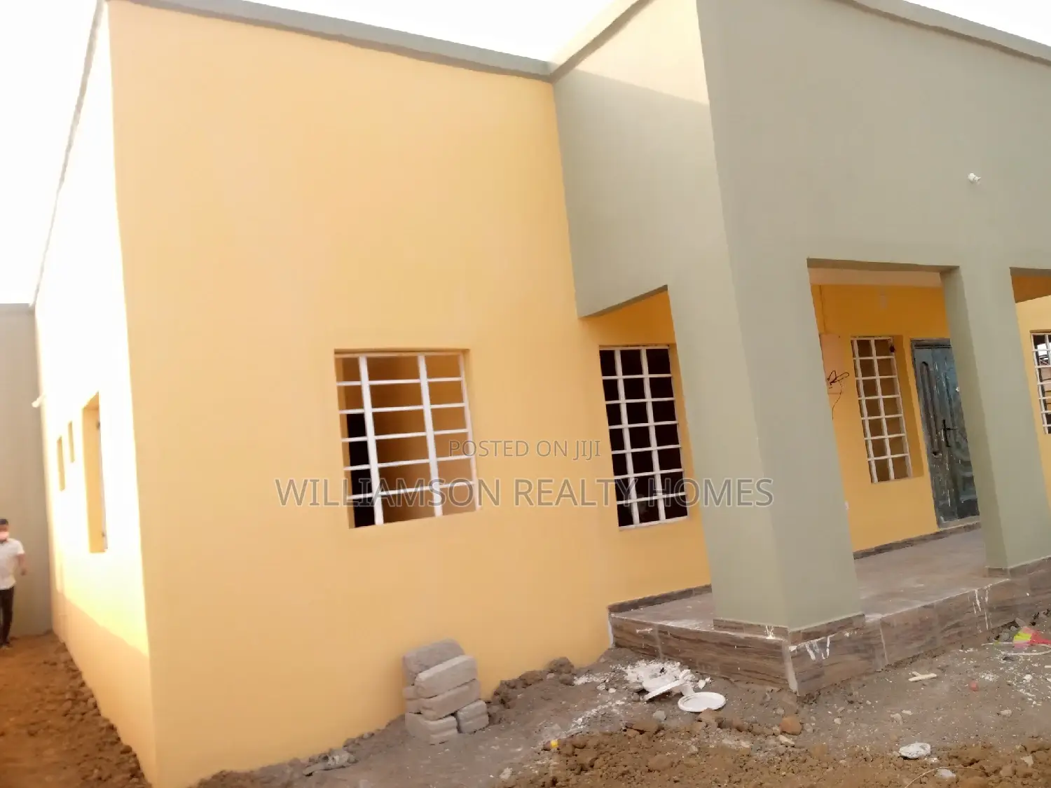 4bdrm House in Klagon Estate Area,, Spintex for sale
