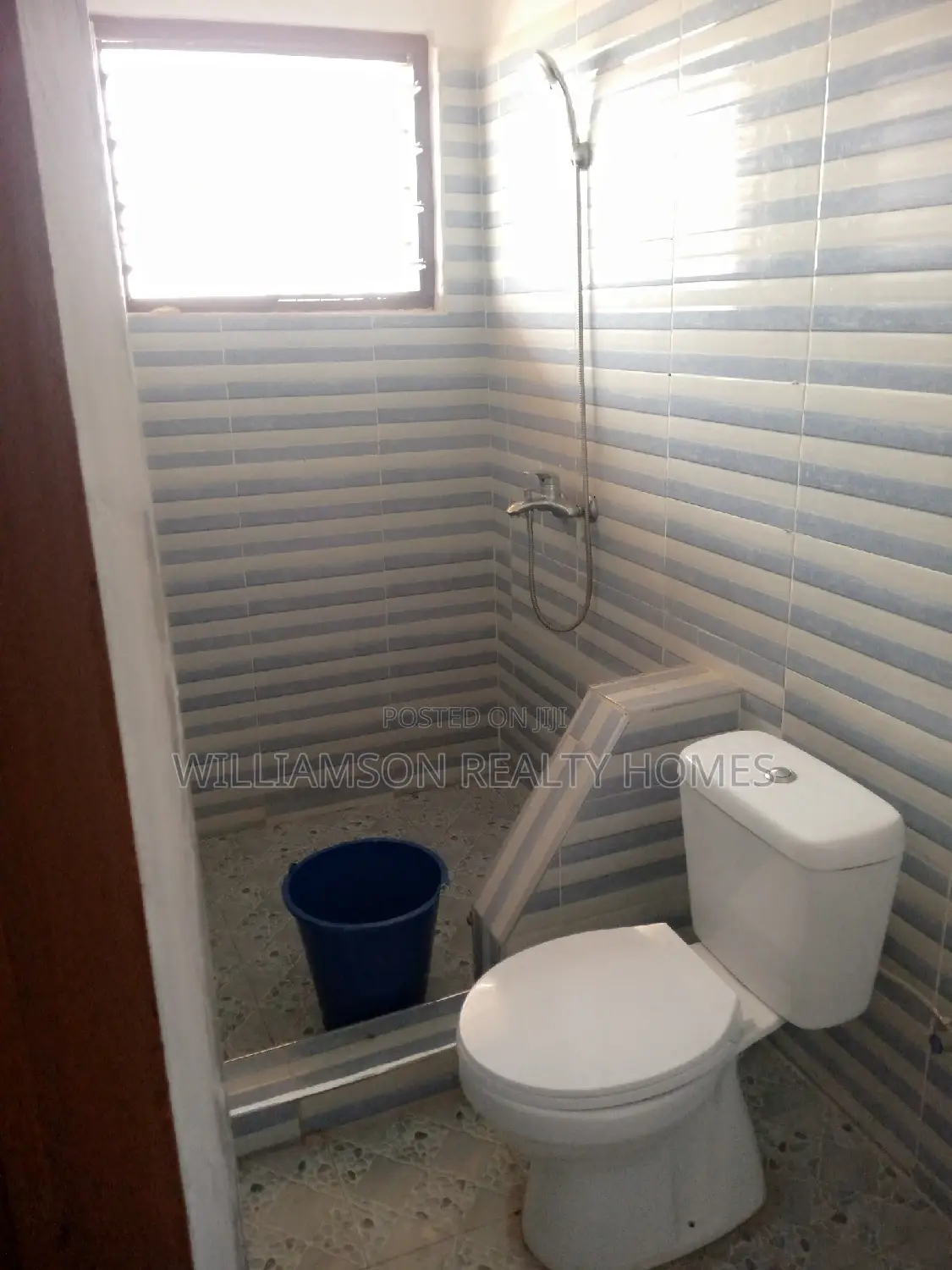 1bdrm Apartment in D.S.T.V. Community, Spintex for rent