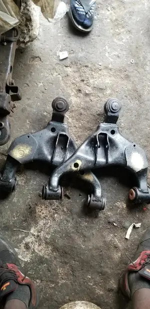 Toyota Hilux Vigo Lower Arm Available
