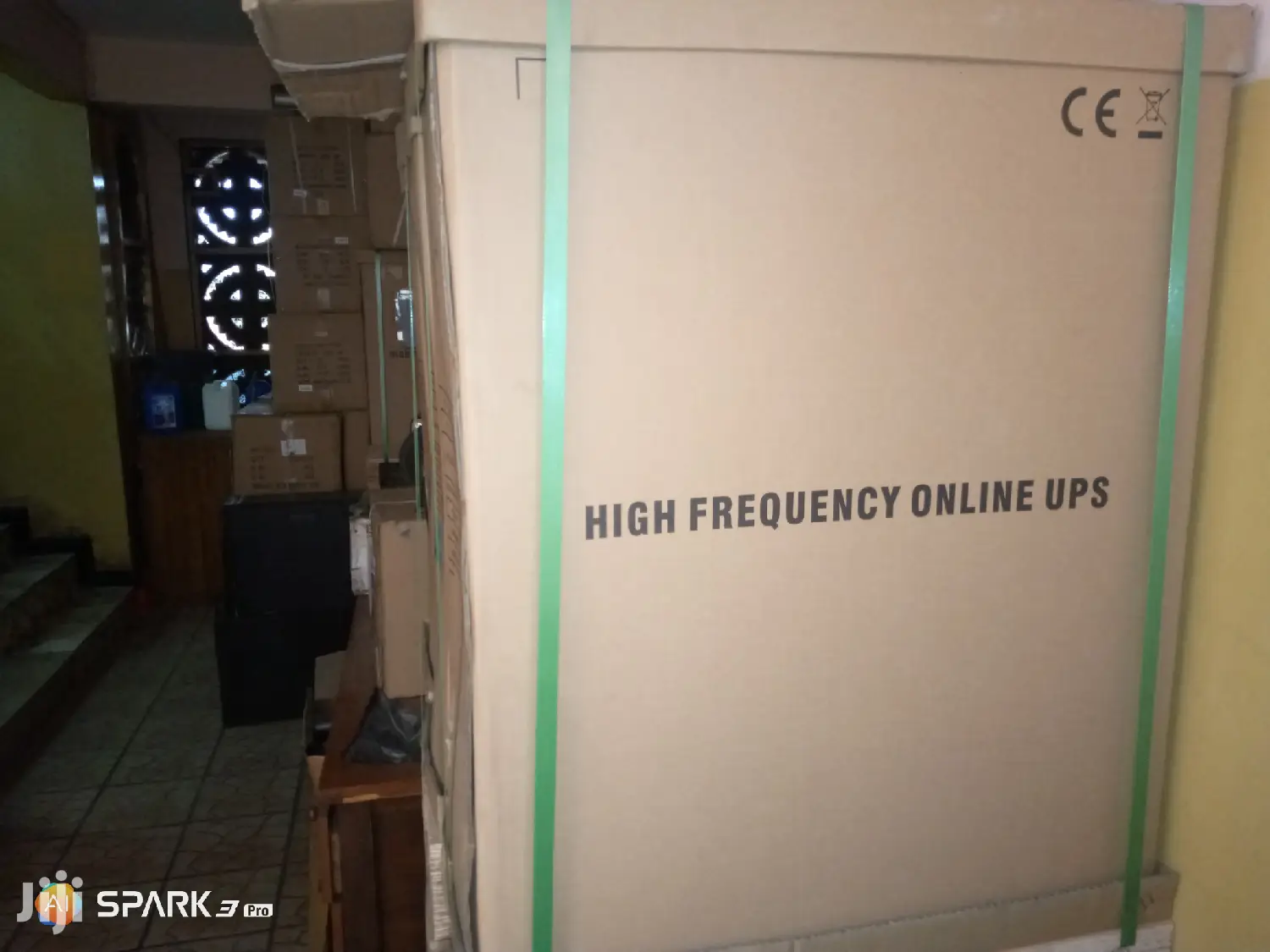 Solid 10kva Online Ups+Built in Automatic Voltage Regulator