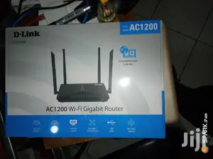 D-Link Dir-M825 Ac1200 Wi-Fi Gigabit Router Streaming