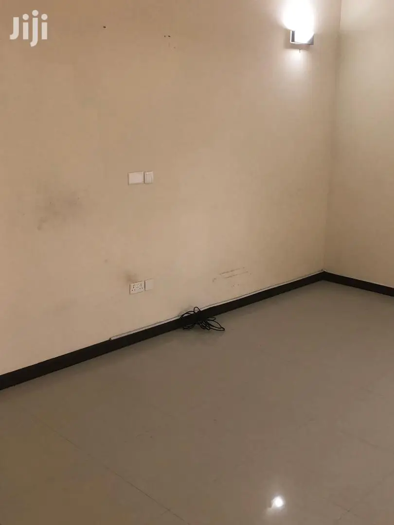 4bdrm House in Bronko Housing, Accra Metropolitan for rent