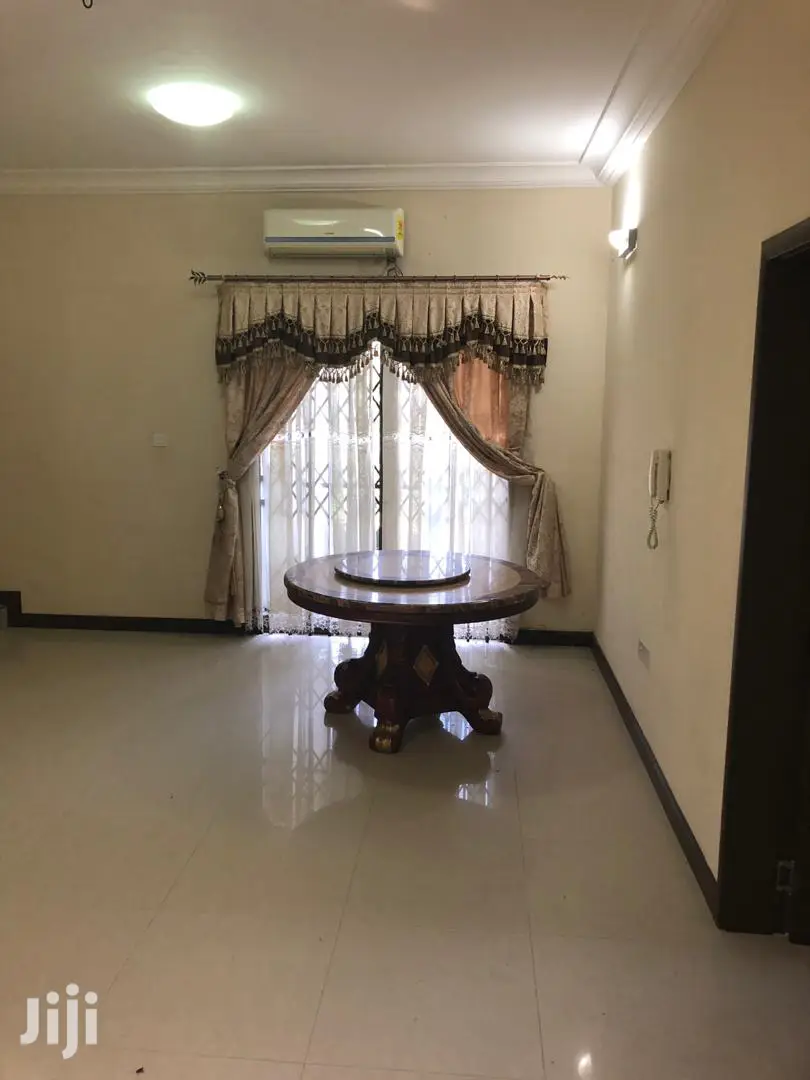 4bdrm House in Bronko Housing, Accra Metropolitan for rent