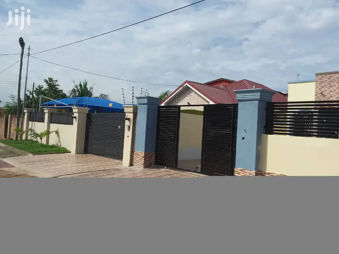 3bdrm House in Bronko Housing, Accra Metropolitan for rent