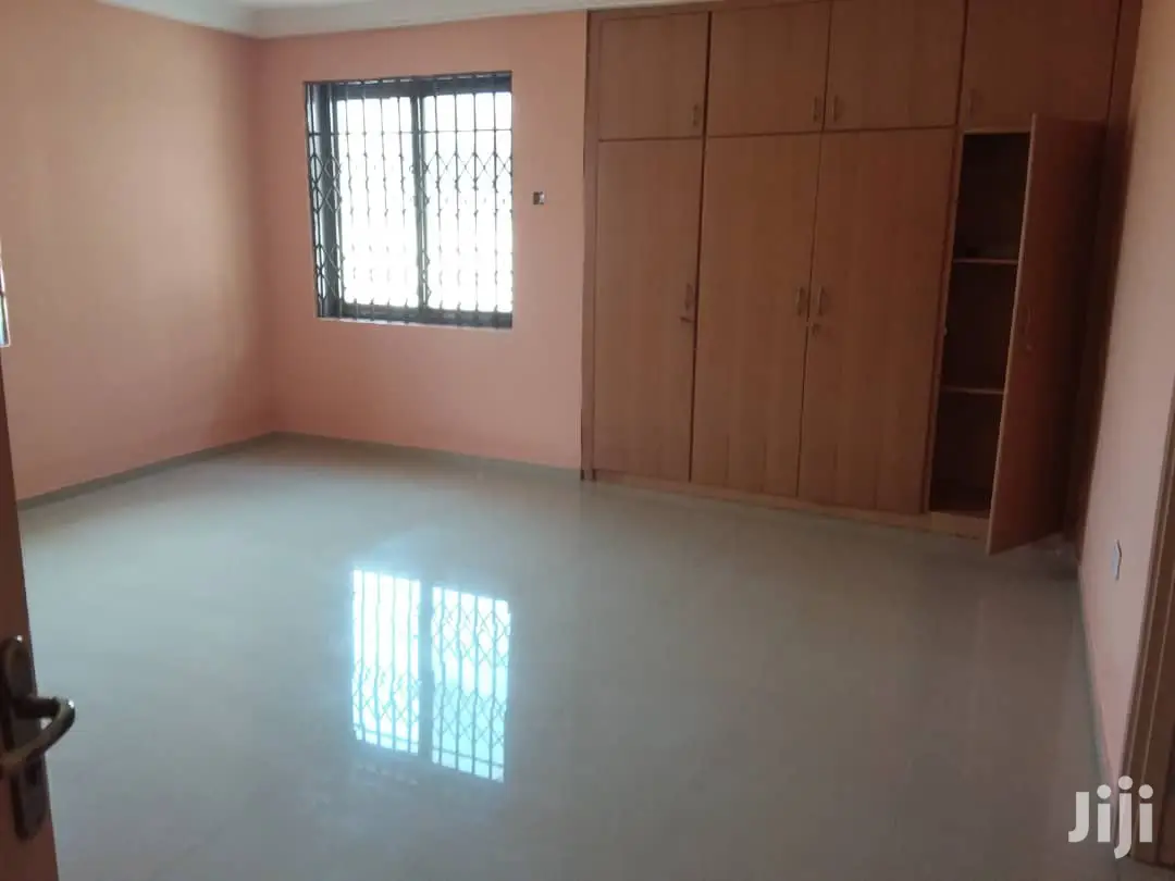 3bdrm House in Bronko Housing, Accra Metropolitan for rent