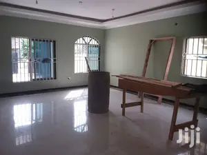 3bdrm House in Bronko Housing, Accra Metropolitan for rent