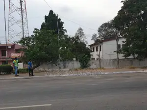 2 Plots of Land at Ridge