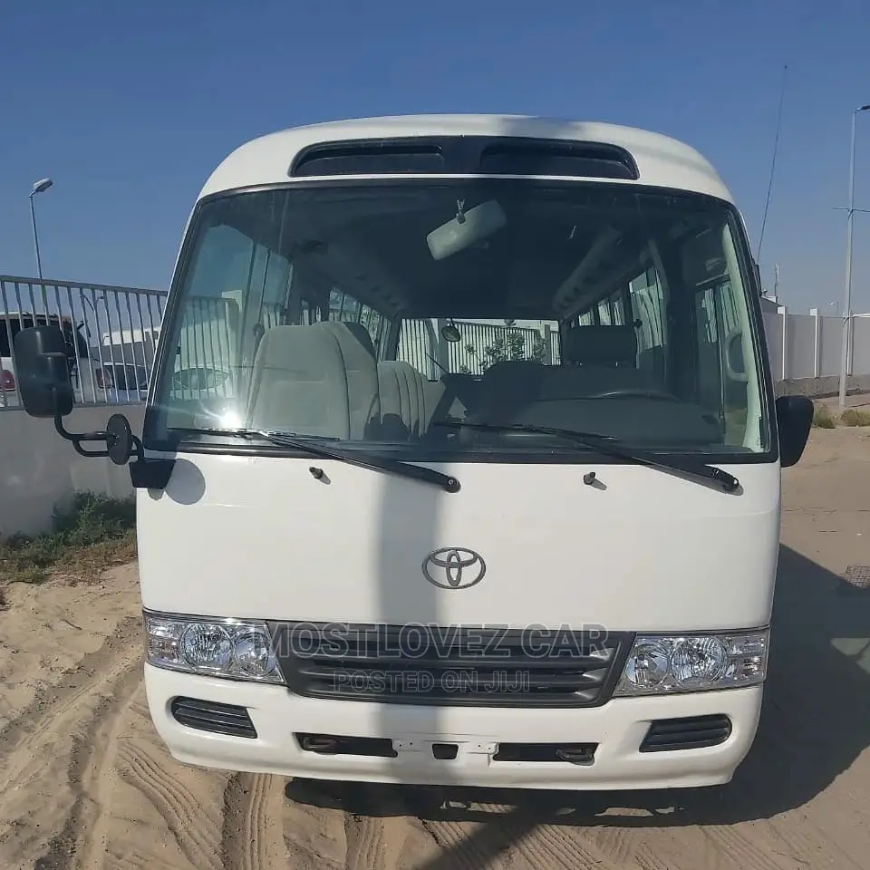 Car Rental Service in Ghana. Hiace Buses for Rent in Ghana