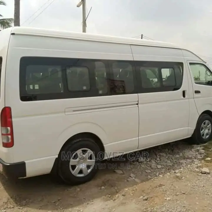 Car Rental Service in Ghana. Hiace Buses for Rent in Ghana