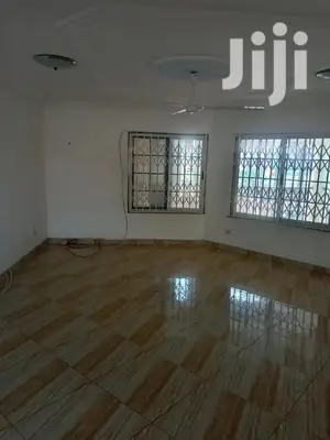 2bdrm Mansion in Control, Dansoman for rent