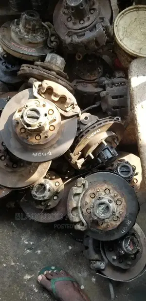 Nissan 4 Wheel Drive Front Hubs Pair Available
