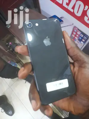 Apple iPhone 8 64 GB Black