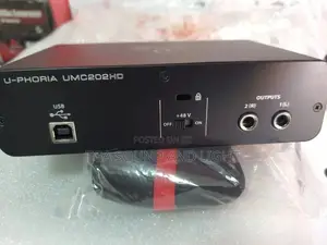 Behringer U-Phoria Umc202hd Audio Interface
