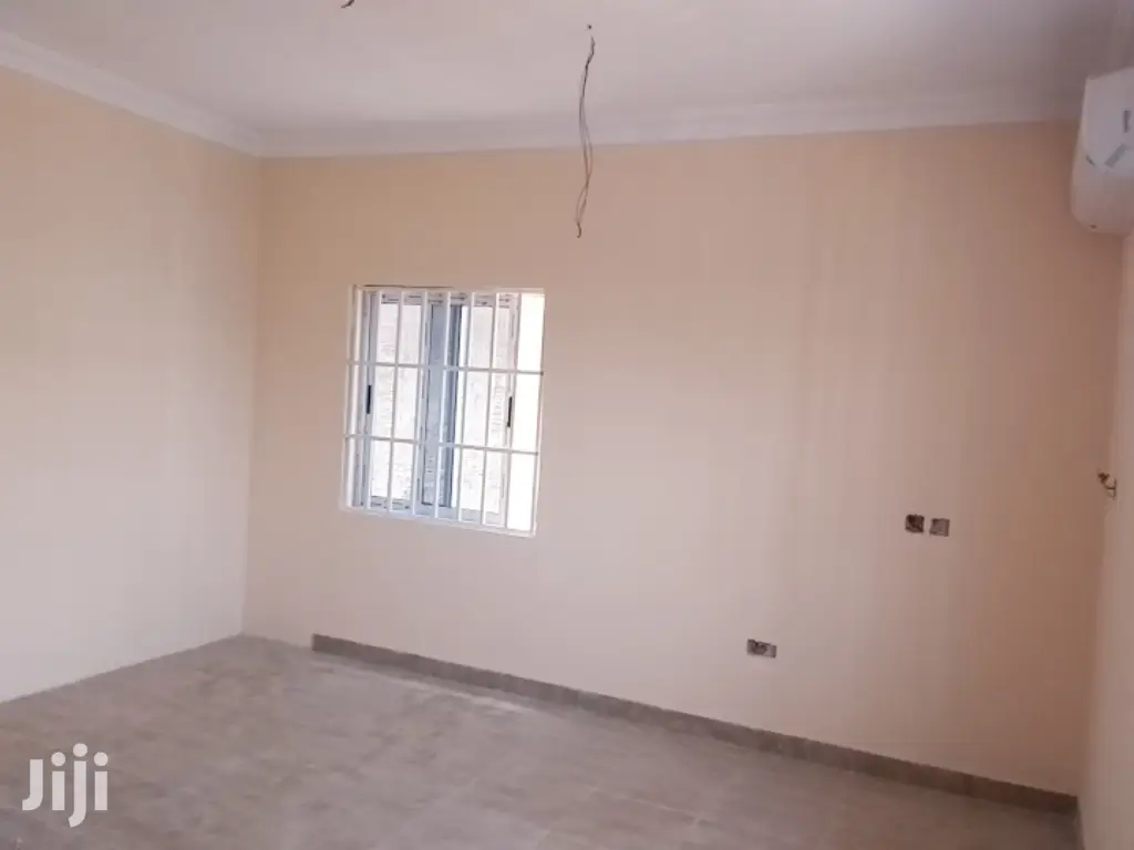 3bdrm House in Bronko Housing, Accra Metropolitan for sale