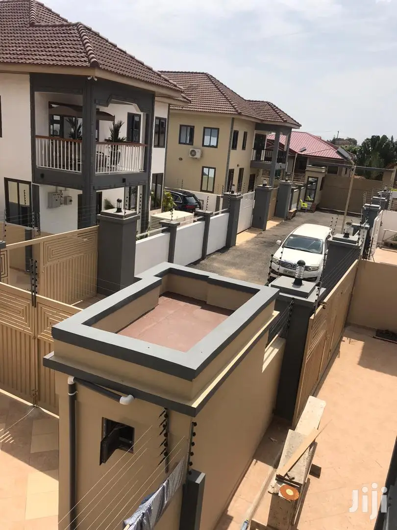4bedroom Twon House Rent